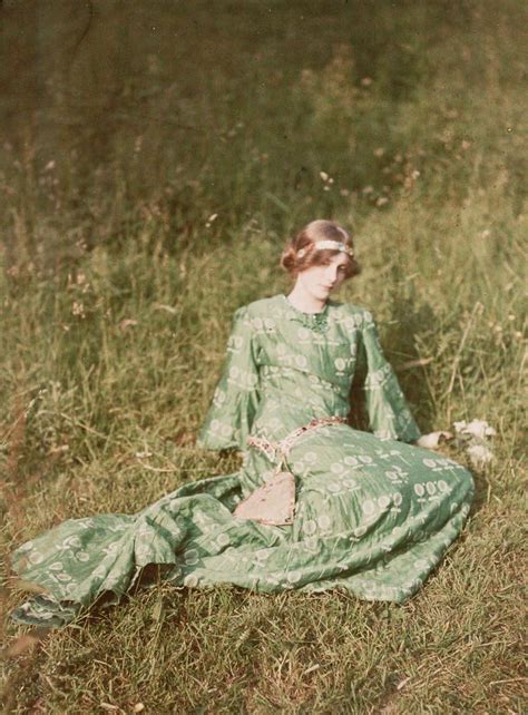 20 Of The Oldest Colored Photos