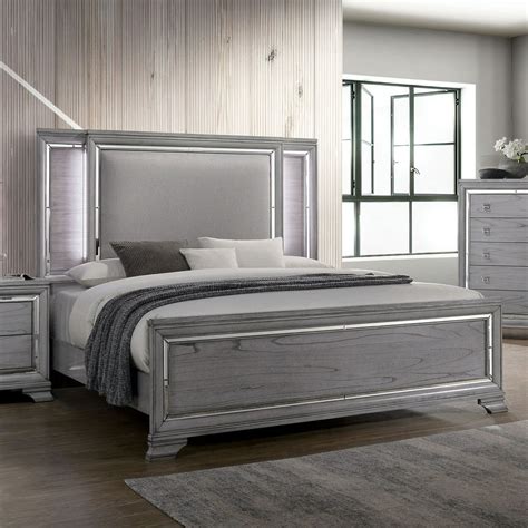 Contemporary Light Gray Color Finish Bedroom Furniture 1pc California