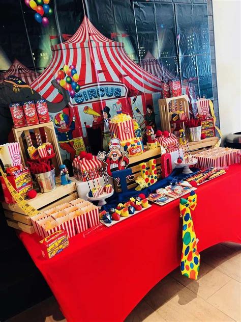 Eversons Vintage Circus 2nd Birthday Party