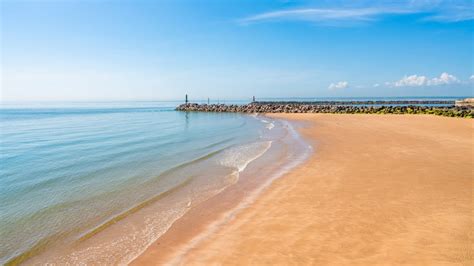 28 Beaches Near London For A Trip To The Seaside 2022