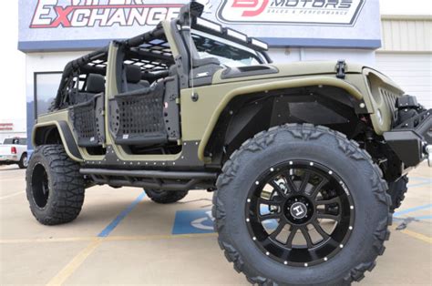1C4BJWDG5HL503629 - 2017 Jeep Wrangler Unlimited Sport 102 ...