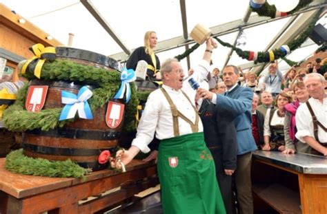 Fotostrecke „ozapft Is“ Das 180 Oktoberfest In München Ist Eröffnet