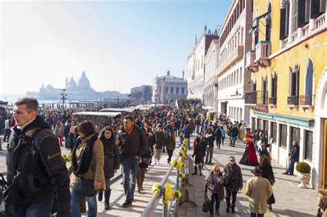 The locals in Venice are fed up with tourists - Italy Travel and Life ...