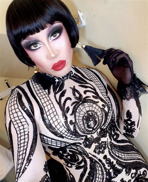 Drag Queen Makeup Artsy Outfit Queen Fashion Goth Beauty Warrior