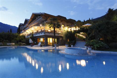 Abendstimmung Im Hotel Lagrein Hotel Lagrein Scena Schenna • Holidaycheck Südtirol Italien