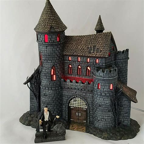 Dept 56 Draculas Castle Featuring Bela Lugoisi Universal Monsters Light