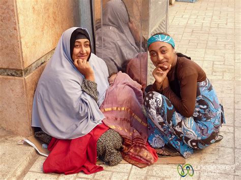 Egyptian Women In Alexandria Egypt Egyptian Women Chattin Flickr
