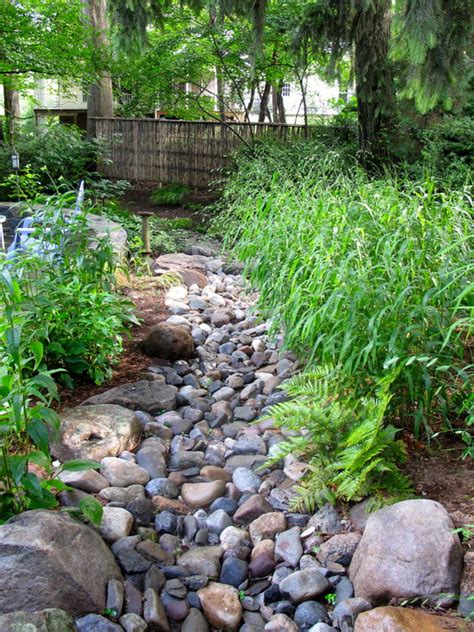 Diy Dry Creek Bed Designs And Projects ~ Page 2 Of 10