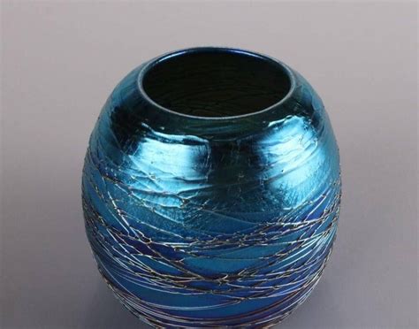 Durand Iridescent Blue Art Glass And Silver Threaded Beehive Vase