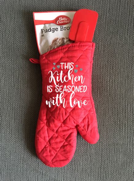 Personalized Kitchen Oven Mitt This Kitchen Is Seasoned With Love