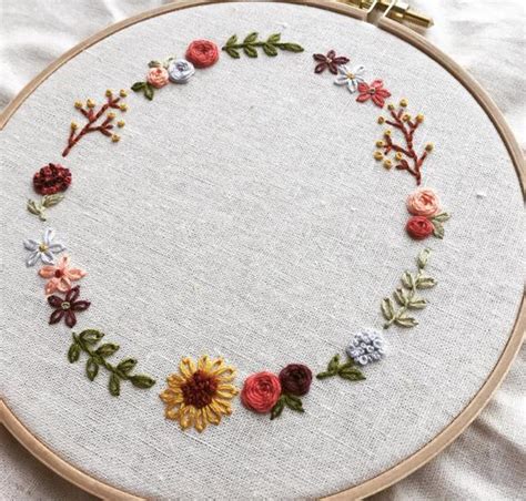 Find free embroidery designs for your machine for instant download, many different sizes and formats| embforlife. Cute Floral Wreath Hand Embroidery Pattern-PDF Download