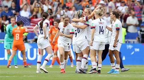 Die endrunde bestand damals aus nur vier teams, erster fußball europameister. Fußball-Weltmeisterschaft der Frauen: ARD zieht positives ...