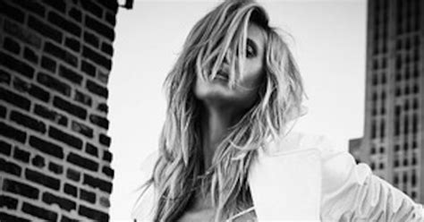 Heidi Klum Strips Down To A Lace Bra And Panties For Galore E News