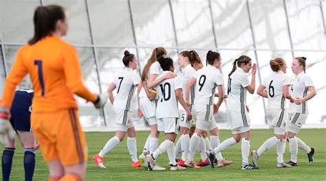 Alles zur partie findest du em 2021: U 17-Juniorinnen bei EM gegen Österreich, England und ...