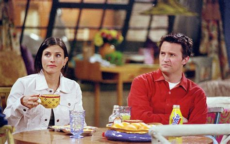 Friends 5 Times Chandler Bing Was The Perfect Boyfriend To Monica Geller