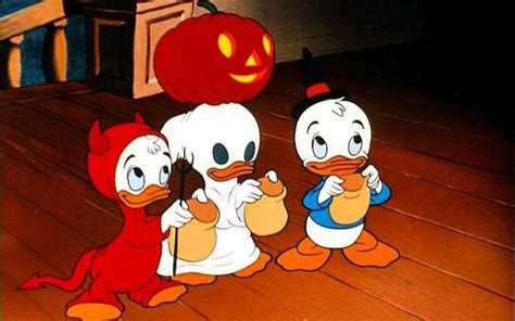 Disney Halloween Duck Trick Or Treat Ftr — Morbidly Beautiful