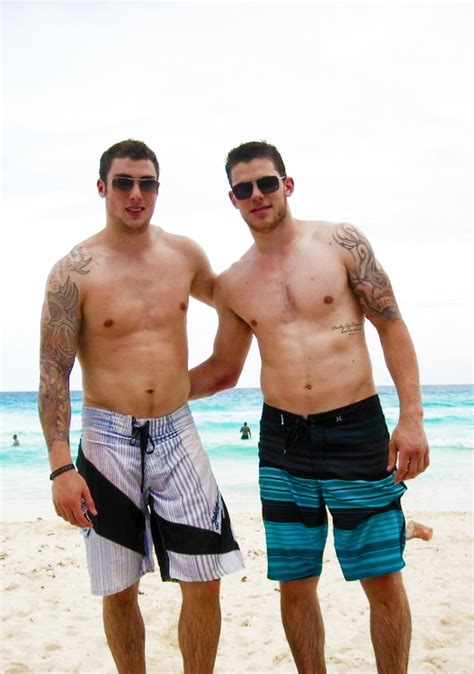 Shirtless Pictures Of Tyler Seguin
