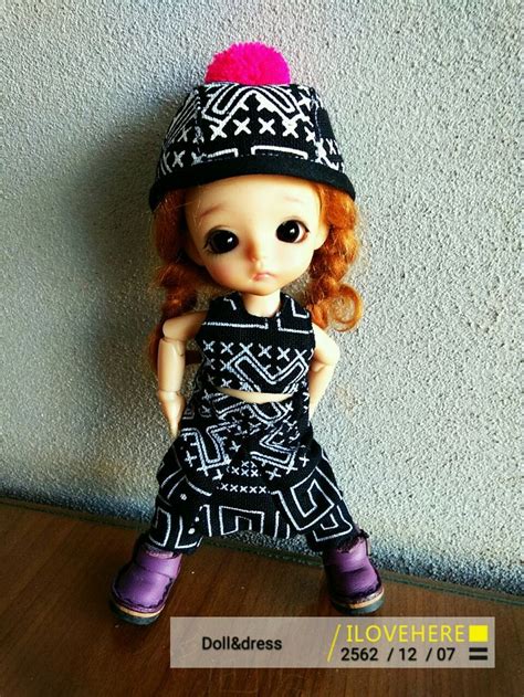 ปักพินโดย My Handmade ใน My Hmong Doll ตุ๊กตา