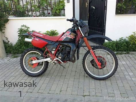 With a dry weight of 104 kg (229 lb) and power output of 24 bhp (18 kw). Kawasaki kmx 125 enduro | Prizren
