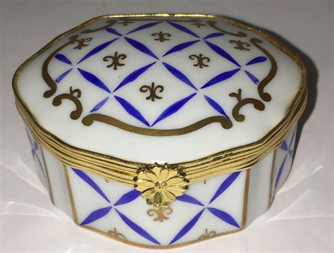 Hand Painted Porcelain Hinged Lid Trinket Box