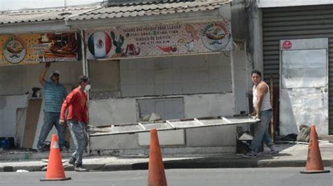 Vendedores Desalojan El Centro De San Salvador Noticias De El Salvador