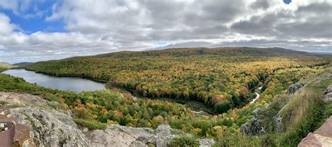 Lake Of The Clouds Overlook In Porcupine Mountains Wilderness State