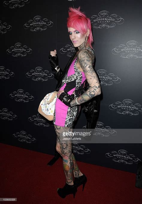 Makeup mogul jeffree star has come under fire once again after an old photo of himself — with the words i'm shook. the picture displays jeffree's name and face, promoting a website that reads. Jeffree Star Pictures | Getty Images | Jeffree star, Star ...