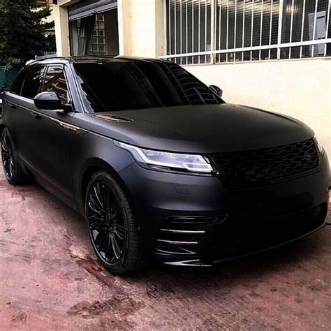 Matte plastic buttons would not do this. Range Rover in 2020 | Range rover black, Range rover sport ...