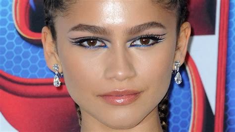 Heres What Zendaya Looks Like Going Makeup Free