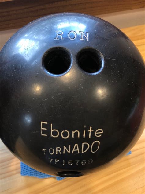 Vintage Bowling Ball Storage And Carry Bag W Ebonite Tornado Bowling