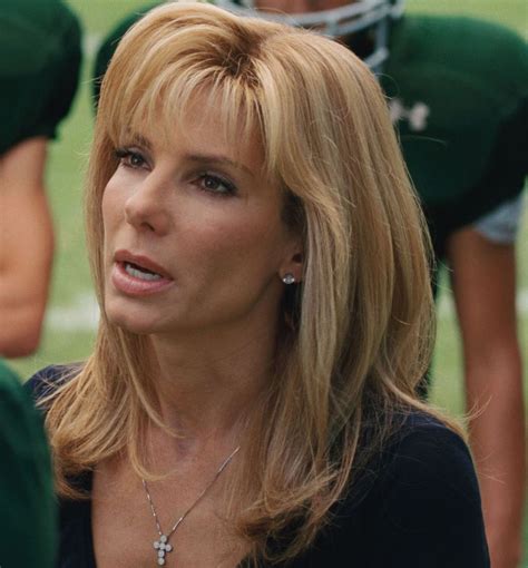Sandra Bullock As Leigh Anne Tuohy In The Blind Side Sandra Bullock Hair Sandra Bullock