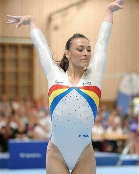 Pin By Fetefanpage On Fetefanpage On Instagram Sexy Sports Girls Female Athletes Gymnastics