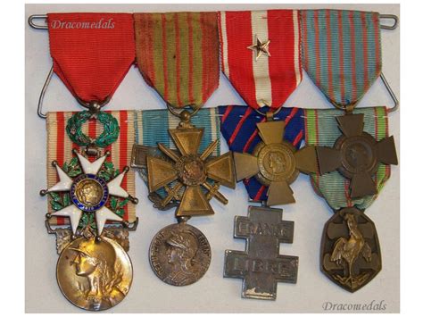 France Ww1 Ww2 Legion Honor Cross Valor Libre War Military Medal Set