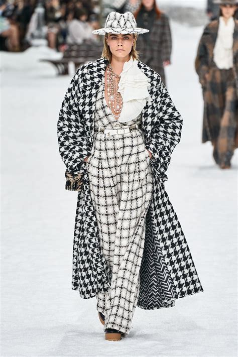 Chanel News Collections Fashion Shows Fashion Week Reviews And More