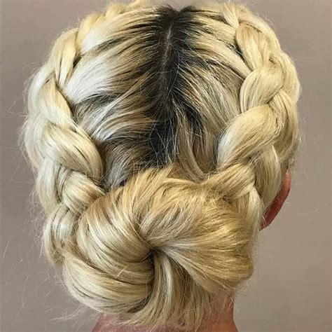 Take your three sections so that two strands are held in one hand and the third strand is head in your opposite hand. 41 Cute Braided Hairstyles for Summer 2019 | Page 2 of 4 ...