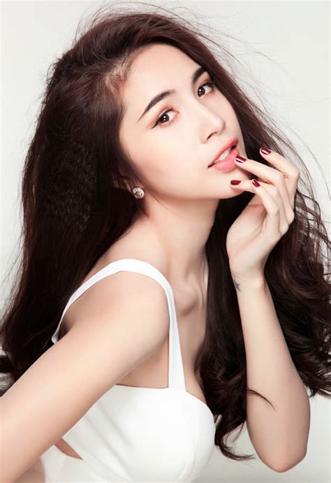 Thuy Tien Facts Bio Age Personal Life Famous Birthdays Hot Sex Picture