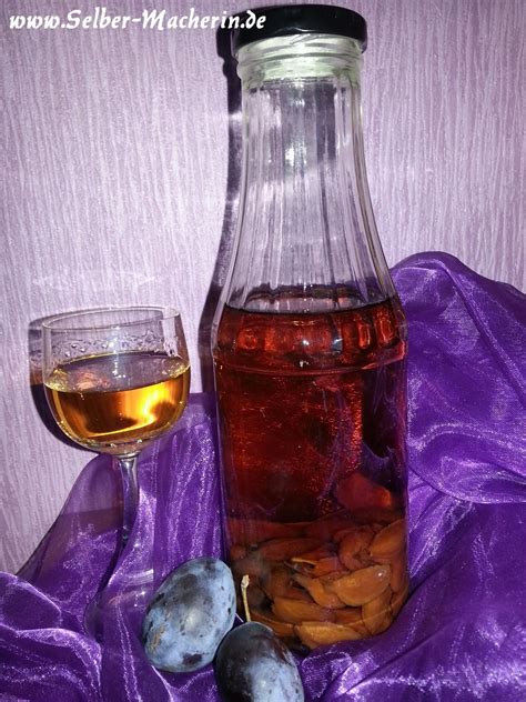 Selber -Macherin Zwetschgenlikör Amaretto Style Resteverwertung für