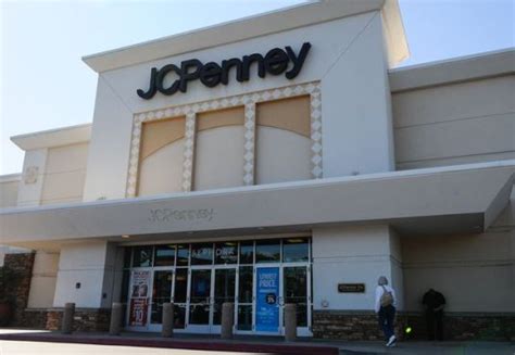 Jcpenney Closing 140 Stores Moves Distribution Center To Inland Empire