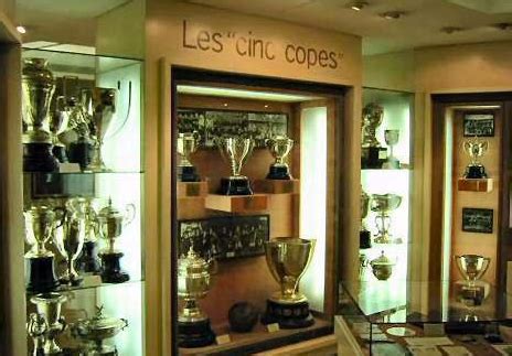 Psg sources, board and to win trophies for barcelona, to help me win and go to bayern and then city. Fc Barcelona Trophy Room