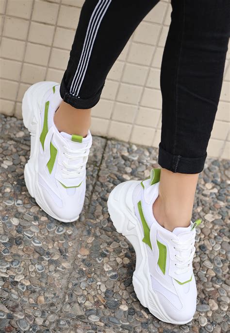 Dica Beyaz Cilt Yeşil Detaylı Bağcıklı Spor Ayakkabı Erbilden
