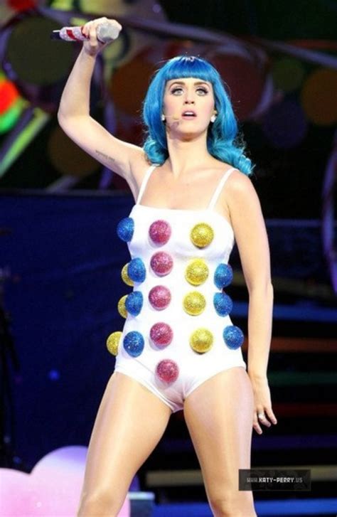 Katy Perry Concert Pics From Montreal July 3 Gotceleb