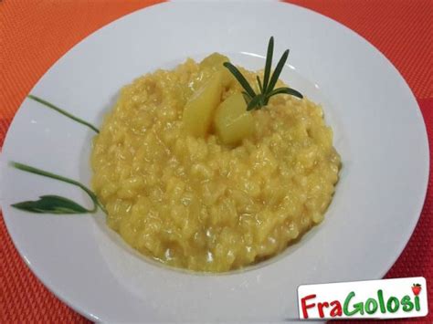 Parmigiana bianca di zucchine crude che cuoce direttamente in forno. RISOTTO CON ZUCCHINA SPINOSA - Ricetta di FraGolosi