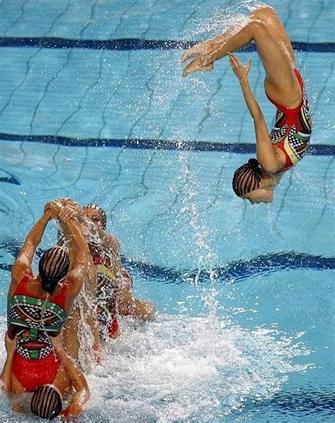 SPORTIGE: Water Gymnastics Photos 2012
