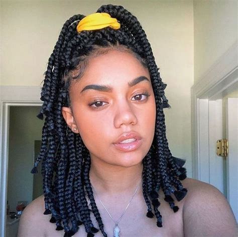 Hair braiding is something that nearly anybody can figure out how to do and appreciate doing for other individuals in the meantime. Box Braids Guide: How Many Packs of Hair for Box Braids?