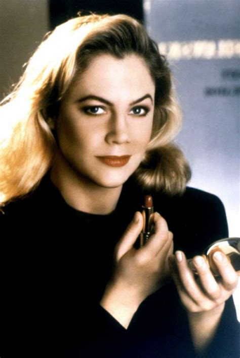 Pin By Vintage Soul On Kathleen Turner In 2020 Kathleen Turner