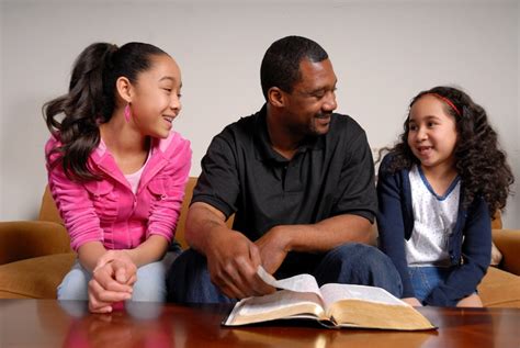 Estudio Bíblico En Familia