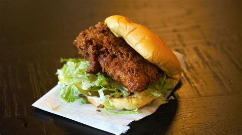Where to eat fried chicken on national fried chicken day? The 26 best and worst fast-food fried-chicken sandwiches ...