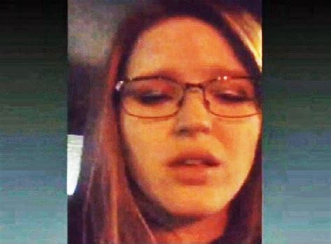 Hot Clicks Woman Live Streams Herself Drunk Driving On Periscop
