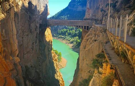 10 Most Beautiful But Dangerous Places In The World