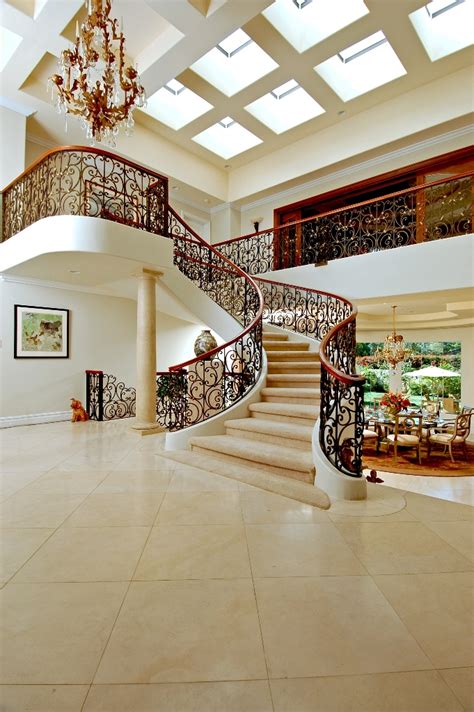 30 Luxury Foyer Decorating And Design Ideas